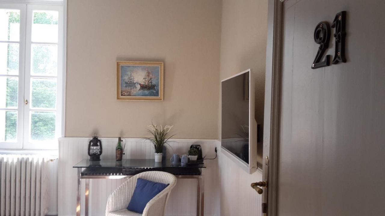 Chateau Marith - Etablissement Climatise Avec Piscine Ξενοδοχείο Clairac  Εξωτερικό φωτογραφία